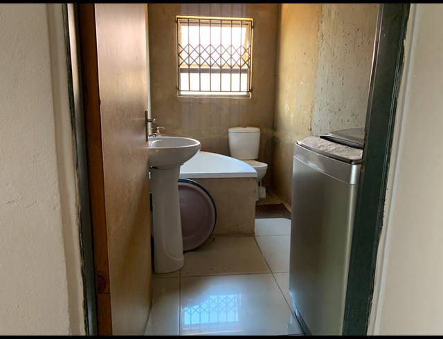 3 BEDROOM HOUSE FOR SALE IN MOHLAKENG